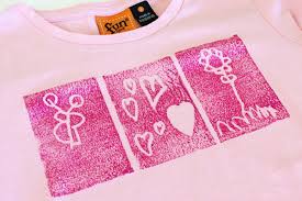 Unisex gifts are a smart move for a lot of reasons: Gifts Kids Can Make 15 Quick Easy Sibling Gift Ideas