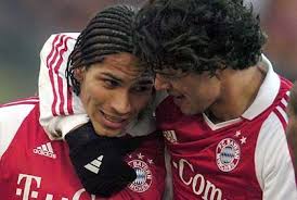 José paolo guerrero gonzales (lima, 1 de enero de 1984) es un futbolista peruano. Grosste Fussballclubs Schalke Und Bayern In Den Top 20 Manager Magazin