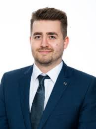 Erik Esslinger's Instagram, Twitter & Facebook