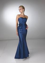 Pin By Evelyn Gloria On Wedding Party Bridesmaid Dress Styles Bridal Bridesmaid Dresses Designer Bridesmaid Dresses