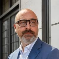 Bradley Raphael's Instagram, Twitter & Facebook