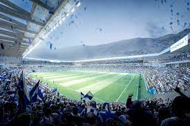 También se pueden seleccionar lugares de juego este sitio te proporciona información acerca del estadio en el que el club seleccionado juega. Las Imagenes Del Nuevo Super Estadio De La Uc La Tercera