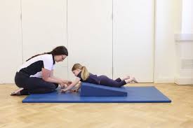 Before a baby reaches the point in development where he can lift or hold up his head on his own, caretakers must be extremely careful to protect his fragile neck from damage. Reduced Head Control Neurological Problems Problems Paediatric What We Treat Physio Co Uk