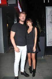 Dizer'in hamile olduğu ve ikilinin büyük bir beş yıl önce stilist başak dizer ile dünya evine giren kıvanç tatltıtuğ'un baba olacağı iddia edildi. Basak Dizer S Love Affair With Kivanc Tatlitugg His Followers