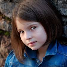 Heavily layers, as seen in this haircut, are perfect for the girls with thick hair. 13 Perfect Upgrades For Easy Hairstyles Lovehairstyles Com