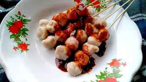 Inilah resep pentol tahu telur goreng enak sederhana selengkapnya! Serupa Tapi Tak Sama Ini Perbedaan Cimol Cilok Dan Pentol Lifestyle Fimela Com