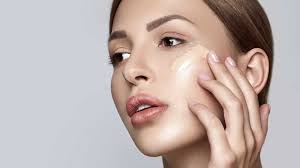 Rumah minamlis sederhana boleh menggunakan sudut ruangan untuk dijadikan sebagai storage pilih meja rias yang punya storage ekstra dan multifungsi. 10 Tutorial Makeup Sederhana Yang Bikin Wajah Awet Muda