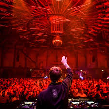Sivutyrityksetpaikallinen palvelutapahtumasuunnittelijaawakeningsvideotben klock at awakenings, gashouder amsterdam. Layton Giordani Awakenings Gashouder Amsterdam Ade 18 10 18 By Layton Giordani