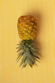 Abacaxi invertido, às de espadas: símbolos são usados para práticas  liberais de sexo