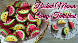 Resepi mama template by ipietoon cute blog design. Cara Cara Membuat Biskut Mama Carey Tembikai Red Velvet Youtube