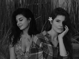 Fans may not distribute or publish any content from my only fans, or private accounts, including but not limited to videos, photographs and any other content that is posted here. Jacqueline Fernandez Shares A Photo With Her Lookalike Amanda Cerny And Fans Just Can T Get