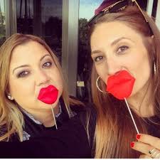 Anne Lowery (@anneelowery)