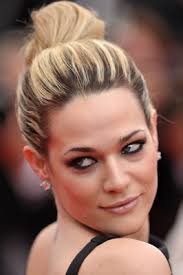 Place of birth Matching "lagos, nigeria" (Sorted by Popularity Ascending)