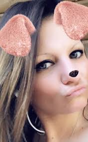 Elsa Stephens's Instagram, Twitter & Facebook