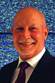 Former bank VP announces candidacy for county treasurer