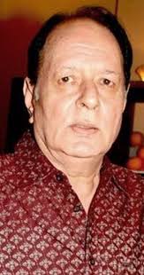 Navin Nischol Imdb Chandan singh is a dacoit living with in isolation with his followers bhairav singh, mangal singh and his wife parvati amongst others. navin nischol imdb