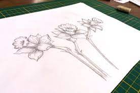 Tehnici simple de desenare a florilor, plantelor, animalelor si oamenilor. Pin On 100 Desene In Creion Pe Hartie Schite Tutoriale Pas Cu Pas Simple Pentru Incepatori