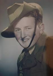 A few diggers demonstrate the correct 'tilt' when wearing the slouch hat 😌  #TPE 🍍🍍🍍