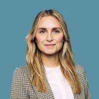 Isabella Petersen's Instagram, Twitter & Facebook