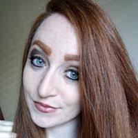 Corinne Tripp's Instagram, Twitter & Facebook