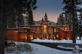 This mountain modern home was designed by ryan group architects along with lamperti construction, located in the private community of martis camp, in truckee, california. Contemporary Martis Camp House In Lake Tahoe California Home Design Lover