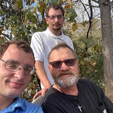 Who can help me in SnowRunner