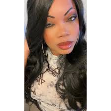 Starbucks new Jalepeno chicken pockets are so good! 🤤 have yall tried them  yet?