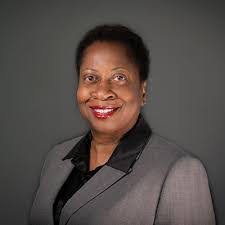 Jennifer Pasley's Instagram, Twitter & Facebook