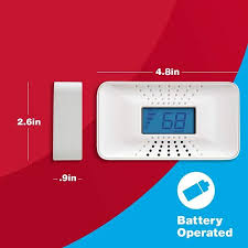 The sealed lithium battery is designed to last for roughly 10 years, facilitating continuous the unit also comes with a digital display, which updates every 15 seconds to show the current carbon monoxide levels in your home. First Alert Battery Powered 10 Year Carbon Monoxide Detector With Digital Display Lowe S Canada
