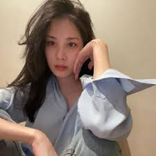 On march 27, south korean television and radio network mbc confirmed that the two stars will be making a special appearance in the drama, shall we eat dinner. 6zukugsaurvyam