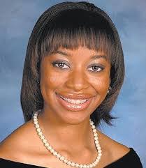 Tara Carden's Instagram, Twitter & Facebook