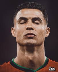 Brekum Chelsea midfielder 🇬🇭 Emmanuel...