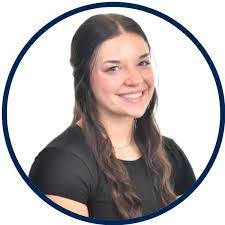 Deena Collins's Instagram, Twitter & Facebook