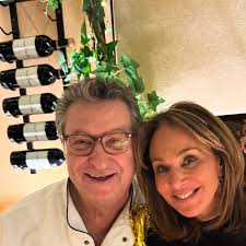 great having @rosannascotto for dinner the best of the best @fox5ny grazie  always a pleasure to see you #pastagod #fun #ues #best #italian  #workandwinsleepandream #paesana #bestinmedia #foxny