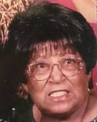 Aline Bellard's Instagram, Twitter & Facebook