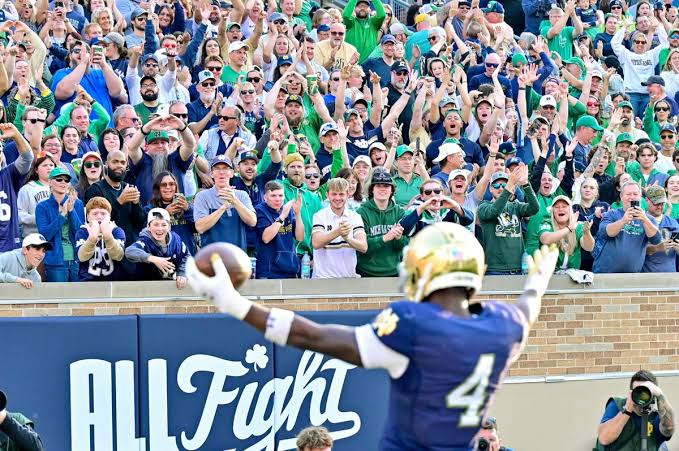 Are Notre Dame fans happier than ever? What our survey says about the state  of the Irish - The Athletic