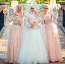 ممكن تختارى الوان فساتين برايدز ميدز حسب اللون المفضل ليكى و للعريس Muslim Wedding Dresses Princess Wedding Dresses Long Sleeve Bridesmaid Dress