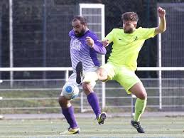 Willst du dich zu hause weiterhin verbessern und einen vorteil gegenüber deinem gegenspieler erhalten? Hausen Und Der Ruhende Ball Frankfurt