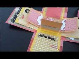 Tuto Scrap La Boite Surprise Youtube Boite A Explosion Boite Surprise Boite