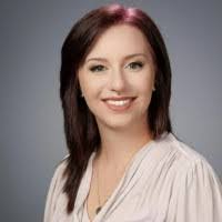 Kelly Melendez's Instagram, Twitter & Facebook