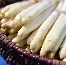 Die spargelzeit endet generell am spargel ernten. Beliebtes Gemuse Wann Sie Besser Keinen Spargel Essen Sollten Welt