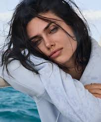 Beautiful angel @victoriabrono @thevanguardmanagement #zanzibarvibes  #goodtimes #oniriqmagazine #outtakes #victoriabrono #laurencelaborie  #withlove