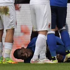 Yann sommer, fabian schär, manuel akanji, nico elvedi, granit xhaka, remo freuler, xherdan shaqiri, ricardo rodríguez, kevin mbabu, haris seferovic, breel embolo. Fc Schalke 04 Das Sagt Breel Embolo Zu Seiner Verletzung Schalke 04