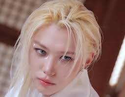 Que hermoso Félix 🖤🖤🖤💖💖💖💖