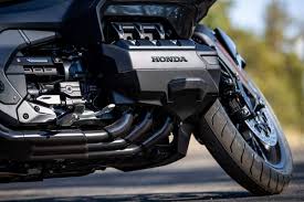 Take a honda motorcycle out on the road and see how it performs. 2021 Honda Glx 1800 Gold Wing Tour Automatic Dct