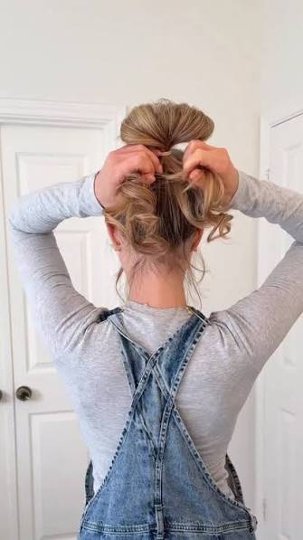 Messy Bun 2 Strands In Front