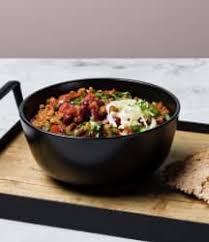 Recette De Salade De Quinoa Simple Et Facile Foodlavie In 2020 Recipes Saute Pan Saute