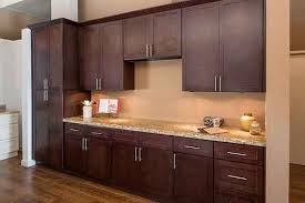 Namun lebih kepada menggunakan lemari dapur gantung minimalis yang modern. Inspirasi Gambar Model Lemari Dapur Yang Modern