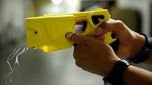 Maybe you would like to learn more about one of these? Hessen Elektroschocker In Zwei Polizei Einsatzen Erfolgreich Getestet