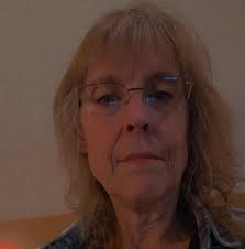 Can anyone recommend a company that stains privacy fences?